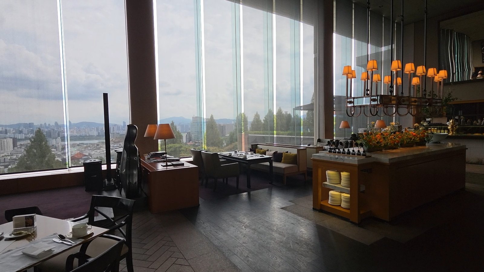 Seating area inside the Grand Hyatt Seoul lounge